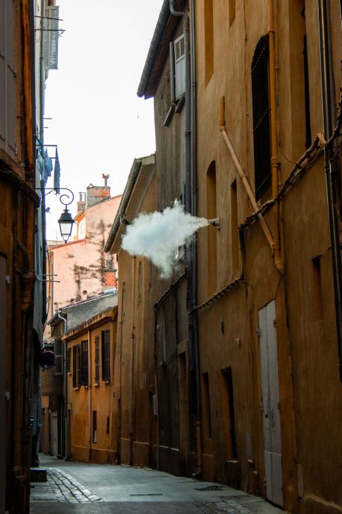 The smoking wall, Aix en Provence, Mars 2021