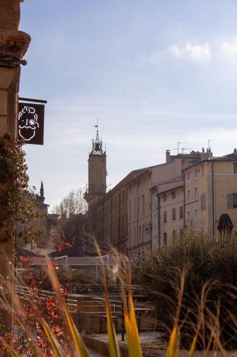 La Tour de l'Horloge depuis la Place des Cardeurs, Aix en Provence, Mars 2021