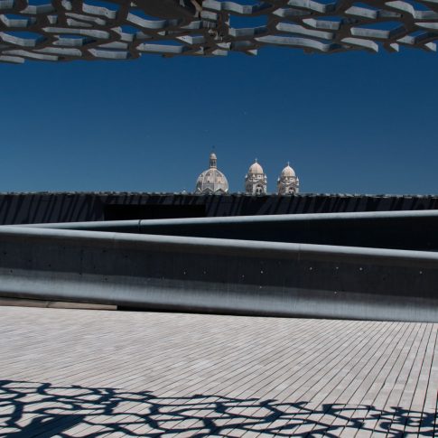 Coupole et Dome de la Major depuis le Rooftop du Mucem, Marseille, Juillet 2022